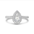 1.00 Karat Halo Solitärring aus Weißgold mit Tropfen-Diamant und runden Diamanten
