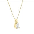 1.00 Karat Solitär Anhänger aus Gelbgold mit Tropfen-Diamant