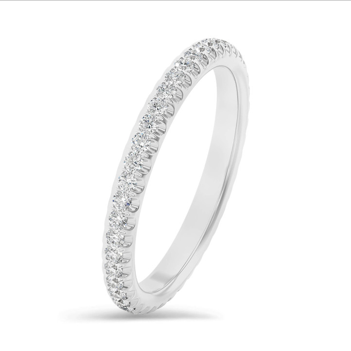 0.55 Karat Memoire Ring (rundherum besetzt) aus Weißgold mit runden Labordiamanten