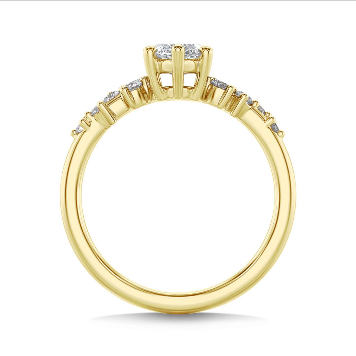 1.00 Karat Solitär-Cluster-Ring aus Gelbgold mit Marquise Diamant