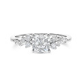 2.00 Kt Solitär-Cluster-Ring aus Weißgold mit Diamant im Kissenschliff