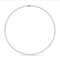 Riviere necklace with 14.60 Ct lab grown diamonds in yellow gold