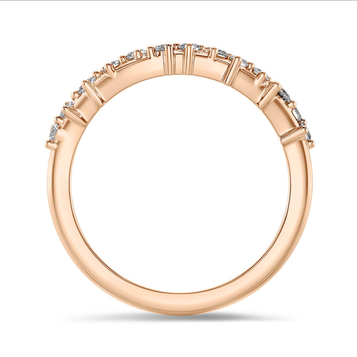 0.12 carat cluster alliance ring in red gold with round diamonds