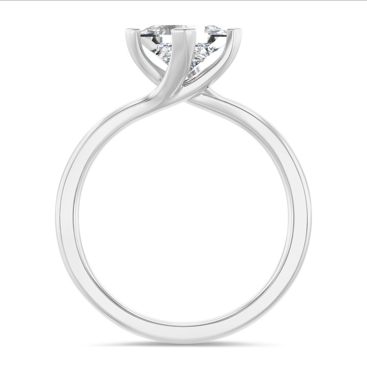 2.00 carat solitaire ring in in white gold with a princess diamond