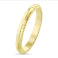 Wedding ring with a domed surface of 3.00 mm in yellow gold