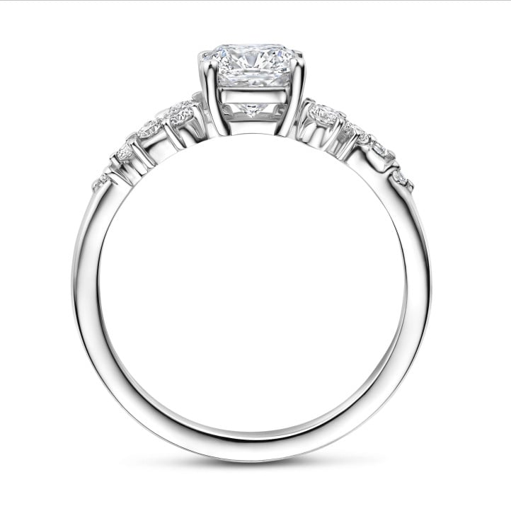 1.20 carat solitaire cluster ring in white gold with a cushion cut diamond