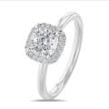 1.00 quilates halo anillo solitario diamante cojín en oro blanco con diamantes redondos