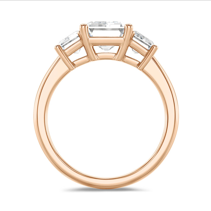 4.40 quilates anillo trilogía en oro rojo con diamantes talla esmeralda cultivados en laboratorio