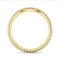 0.45 quilates alianza curva (banda completa) en oro amarillo con diamantes cultivados en laboratorio