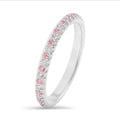 0.55 quilates alianza de diamantes rosas y blancos (banda completa) en oro blanco