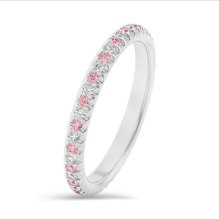 0.55 quilates alianza de diamantes rosas y blancos (banda completa) en platino