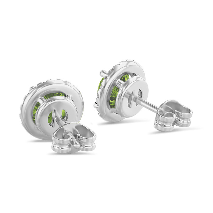 Pendientes halo con diamantes Fancy Vivid Green de 2,00 quilates en oro blanco