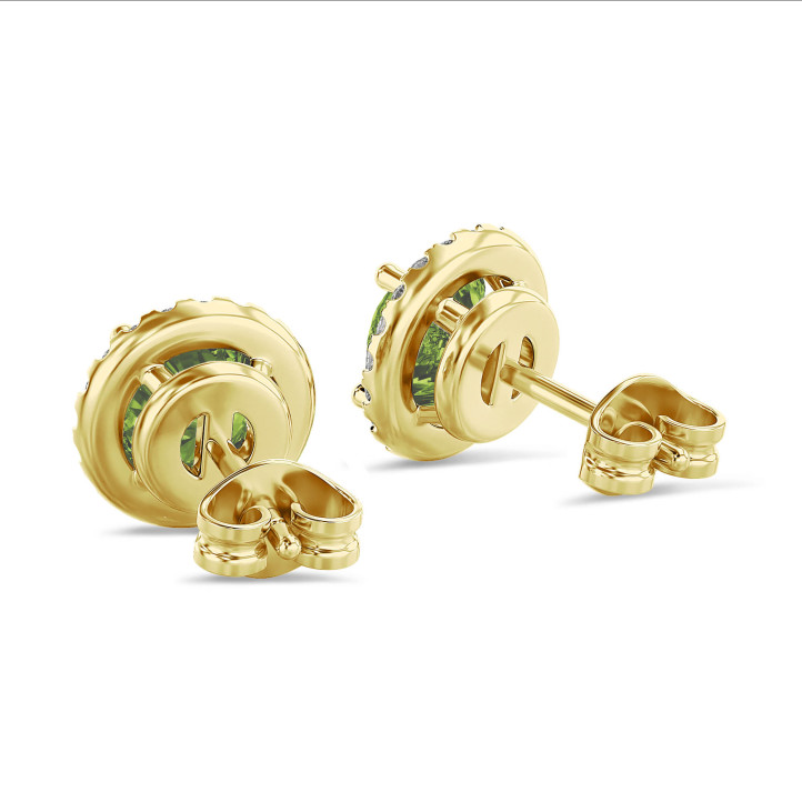 Pendientes halo con diamantes cultivados en laboratorio Fancy Vivid Green de 2,00 quilates en oro amarillo