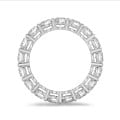Bague alliance avec diamants de 3.40 carat en or blanc