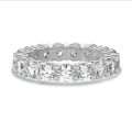 Bague alliance avec diamants de 3.40 carat en or blanc