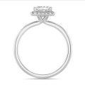 1.50 carats bague solitaire de type auréole avec un diamant de laboratoire princesse en or blanc avec diamants de laboratoire ronds
