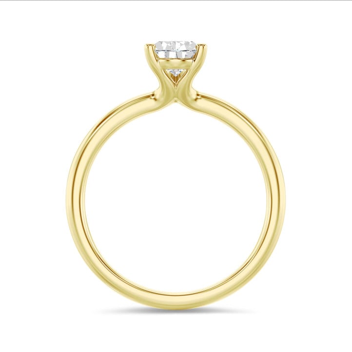 1.00 carat bague solitaire avec un diamant poire en or jaune