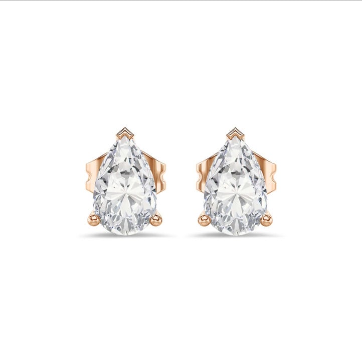 4.00 carats Boucles d'oreilles en or rouge avec diamant poire solitaire