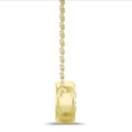 1.20 carat pendentif satellite en or jaune et diamant de laboratoire