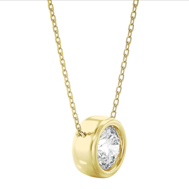 1.20 carat pendentif satellite en or jaune et diamant