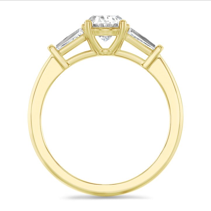 1.00 carat bague trilogie en or jaune avec un diamant de laboratoire ovale et deux diamants de laboratoire baguettes de forme conique