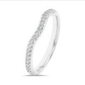 0.25 carat alliance courbe (demi-tour) en or blanc et diamants