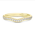 0.25 carat alliance courbe (demi-tour) en or jaune et diamants de laboratoire