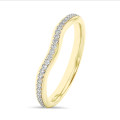 0.23 carat alliance courbe (demi-tour) en or jaune et diamants de laboratoire