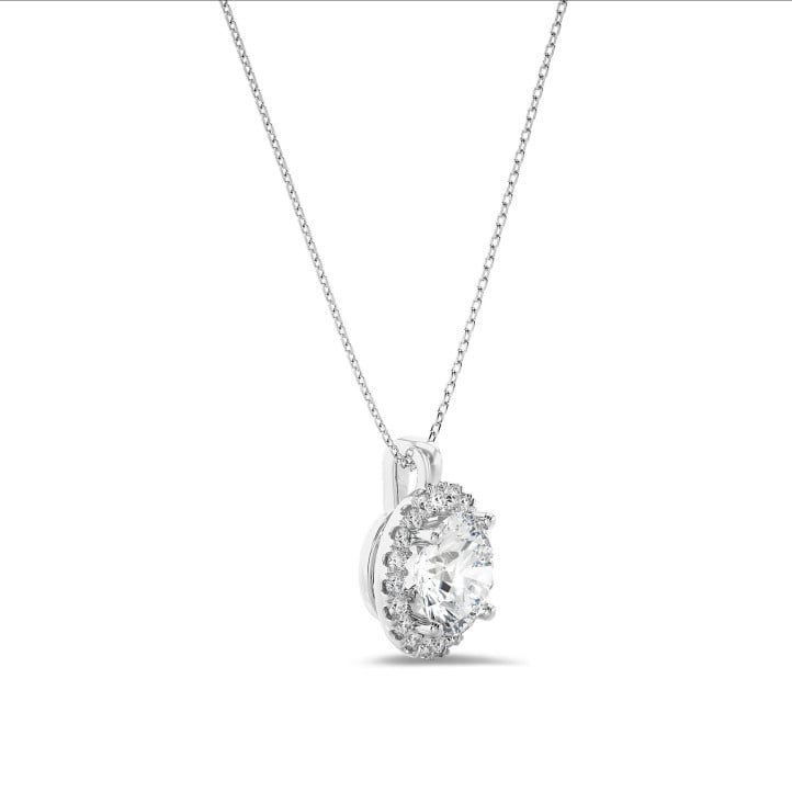 1.00 carat collier auréole en or blanc avec diamants