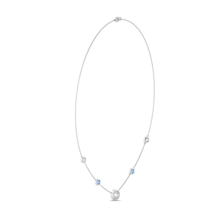 2.30 carat collier satellite en or blanc avec diamants synthétiques