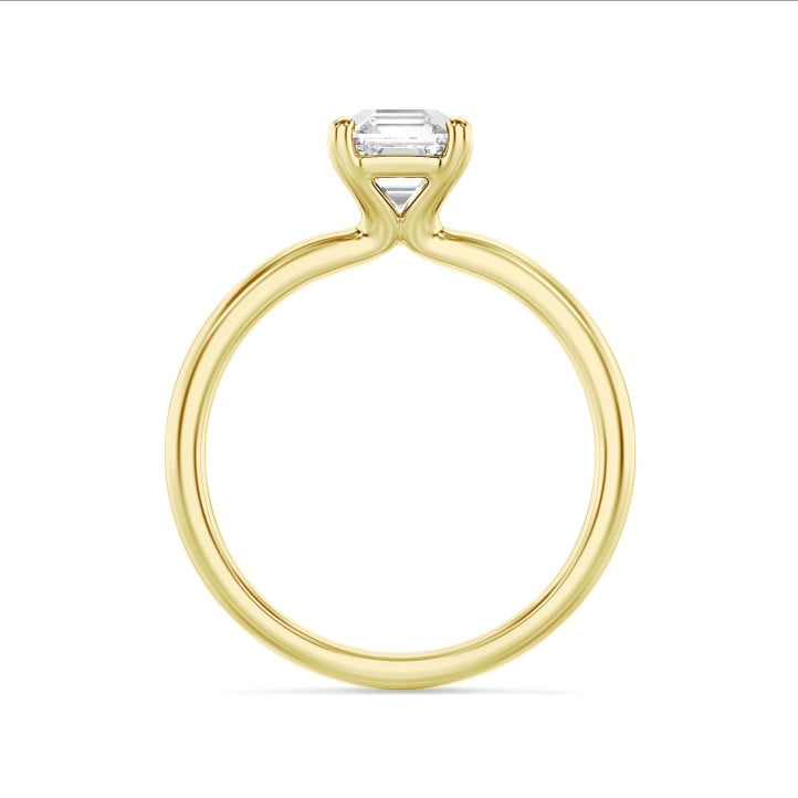 1.20 carat bague solitaire avec un diamant taille asscher en or jaune