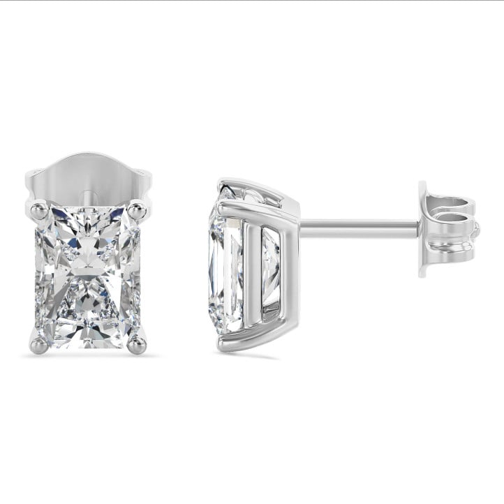 4.00 carat Boucles d'oreilles en or blanc avec diamants de taille radiant synthétiques solitaire