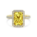 3.00 carat bague solitaire de type auréole avec un diamant jaune de taille radiant en or jaune