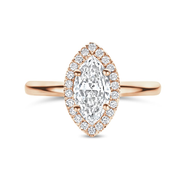 1.50 carats bague solitaire de type auréole avec un diamant de laboratoire marquise en or rouge avec diamants de laboratoire ronds