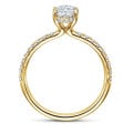 1.00 carats bague solitaire avec un diamant marquise et un halo caché en or jaune