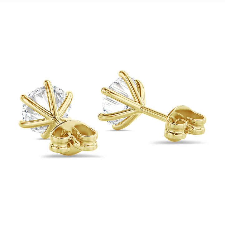 4.00克拉黃金圓形鑽石耳釘