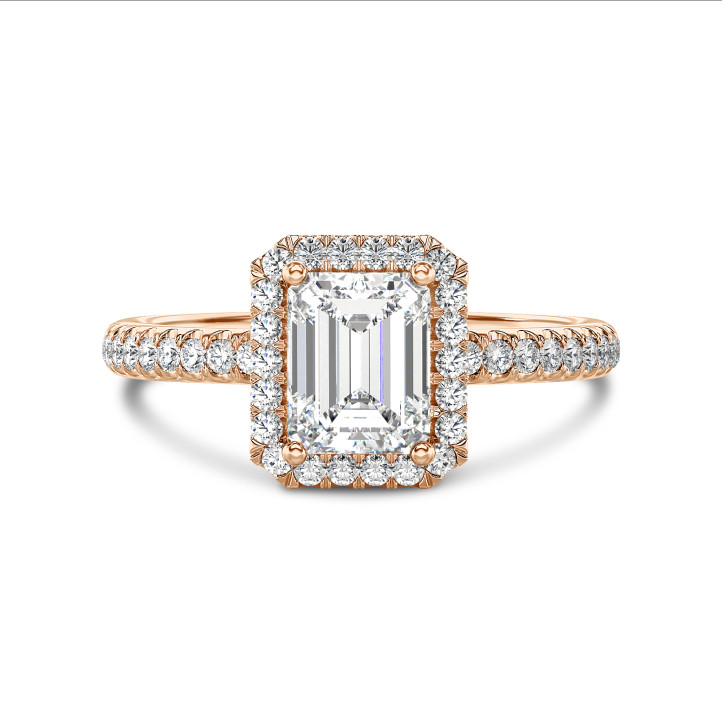 Anello solitario halo da 2,00 carati con diamante taglio smeraldo coltivato in laboratorio in oro rosso con diamanti rotondi coltivati in laboratorio