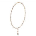 Collana con diamante da 24,70 carati coltivato in laboratorio in oro rosso con pendente staccabile