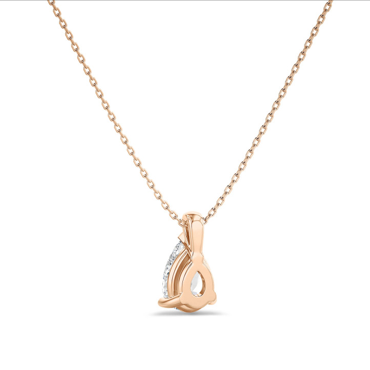1.00カラットのソリティア、ダイヤモンド、レッドゴールド製ペアシェイプカットペンダント