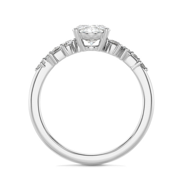婚約指輪 - 1.00 carat solitaire cluster ring in white gold with oval diamond