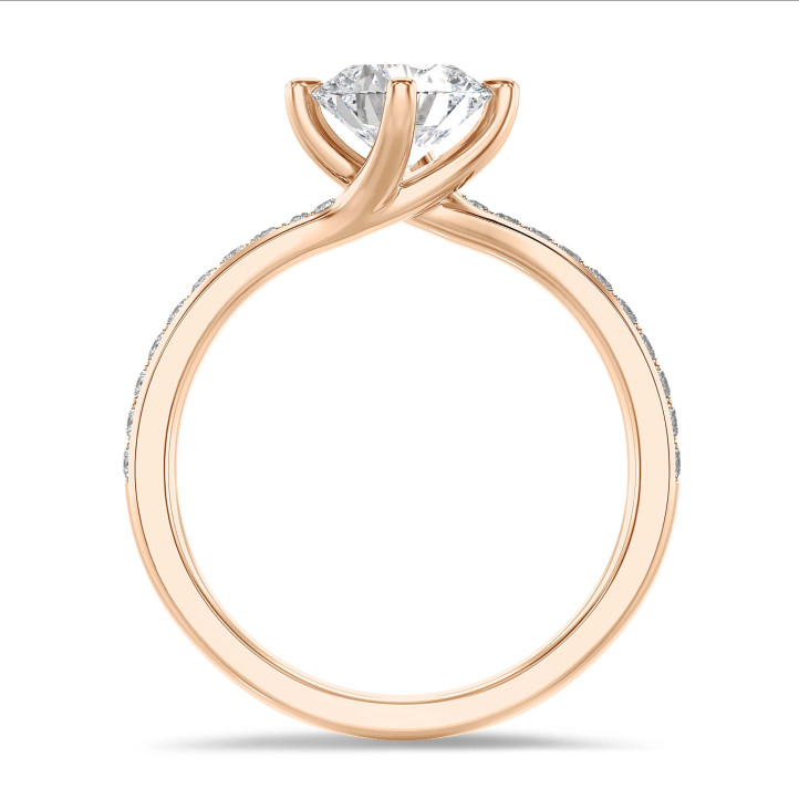 5.00カラットのソリティア・ダイヤモンドリング（レッドゴールド製）にダイヤモンドをあしらったもの