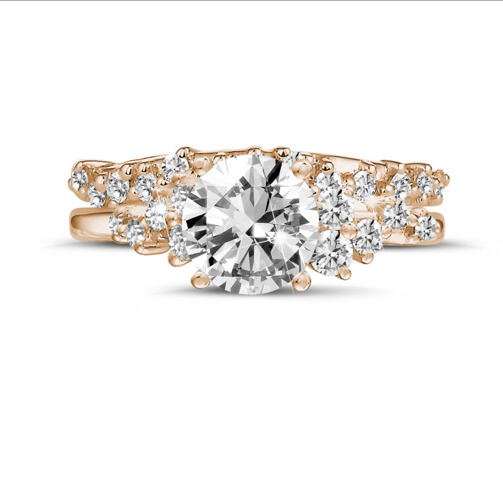 1.00 carat solitaire cluster ring in red gold with a round diamond