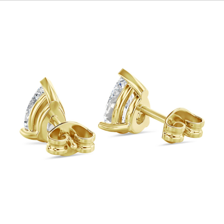 4.00캐럿 솔리테어 진주 커트 다이아몬드 귀걸이 (황금색 금)