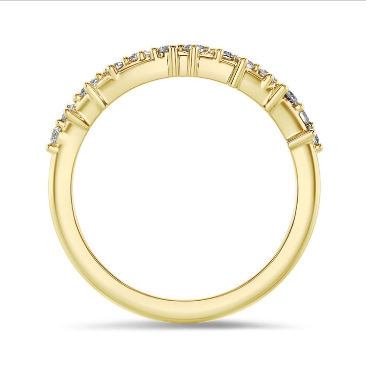 0.12캐럿 클러스터 얼라이언스 링, 옐로우 골드에 라운드 랩 그로운 다이아몬드