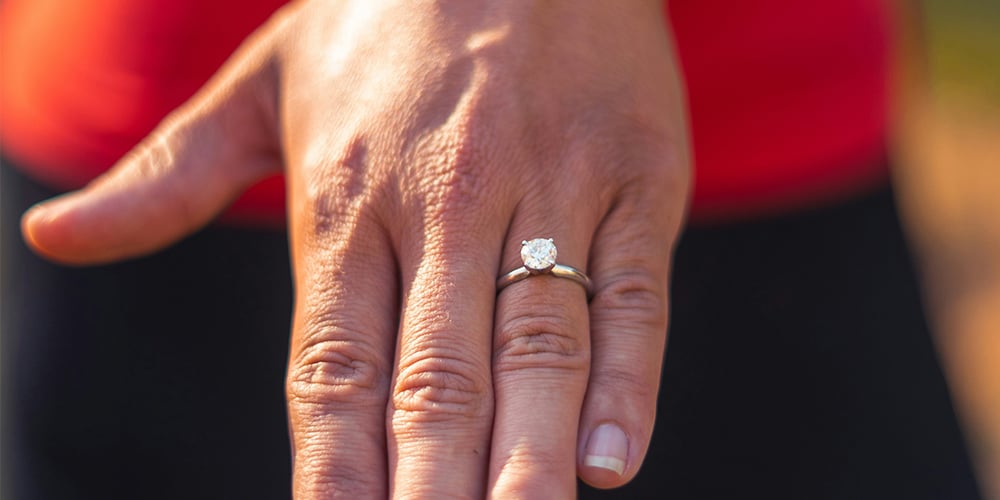 Valquère solitaire ring