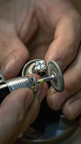 Handmade ring Valquère