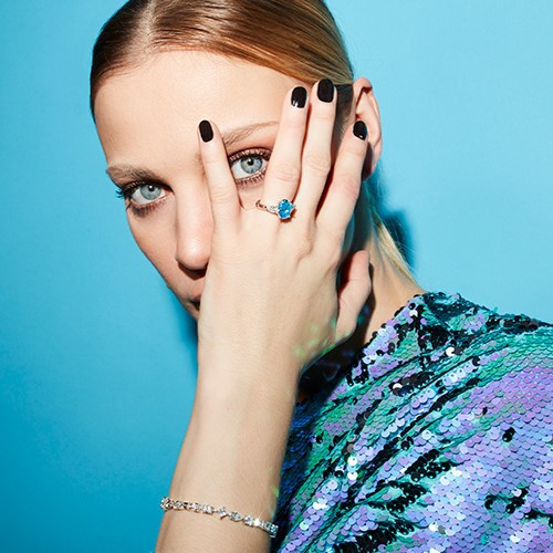 Valquere blue coloured ring