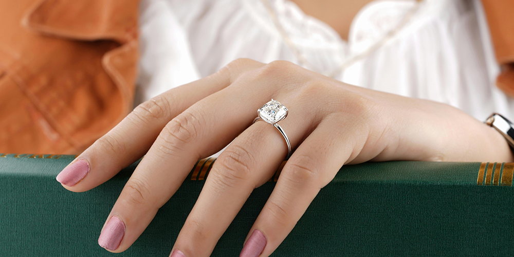 Engagement ring Valquère