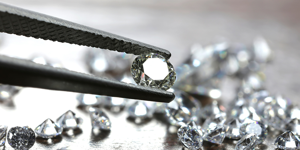 Choosing the right diamond