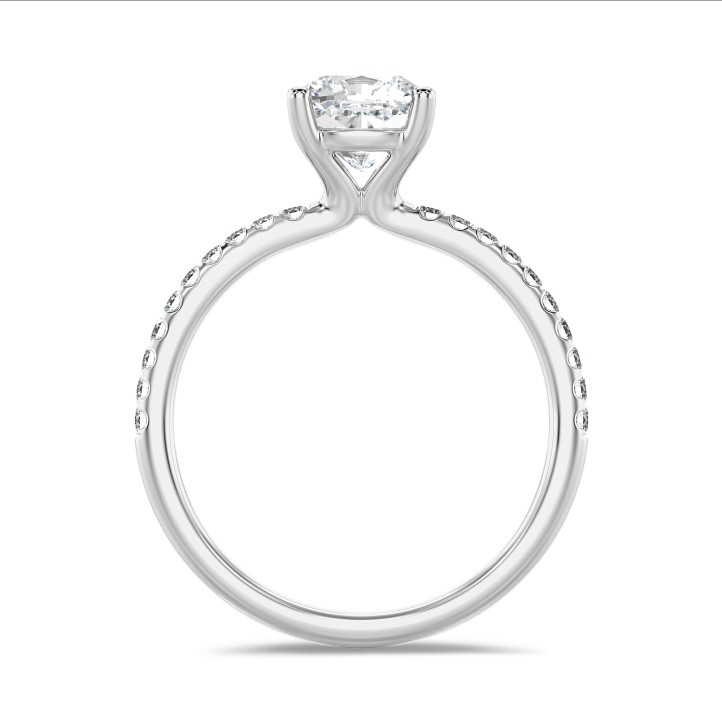1.50 karaat solitaire ring met een lab grown cushion diamant in wit goud met lab grown zijdiamanten